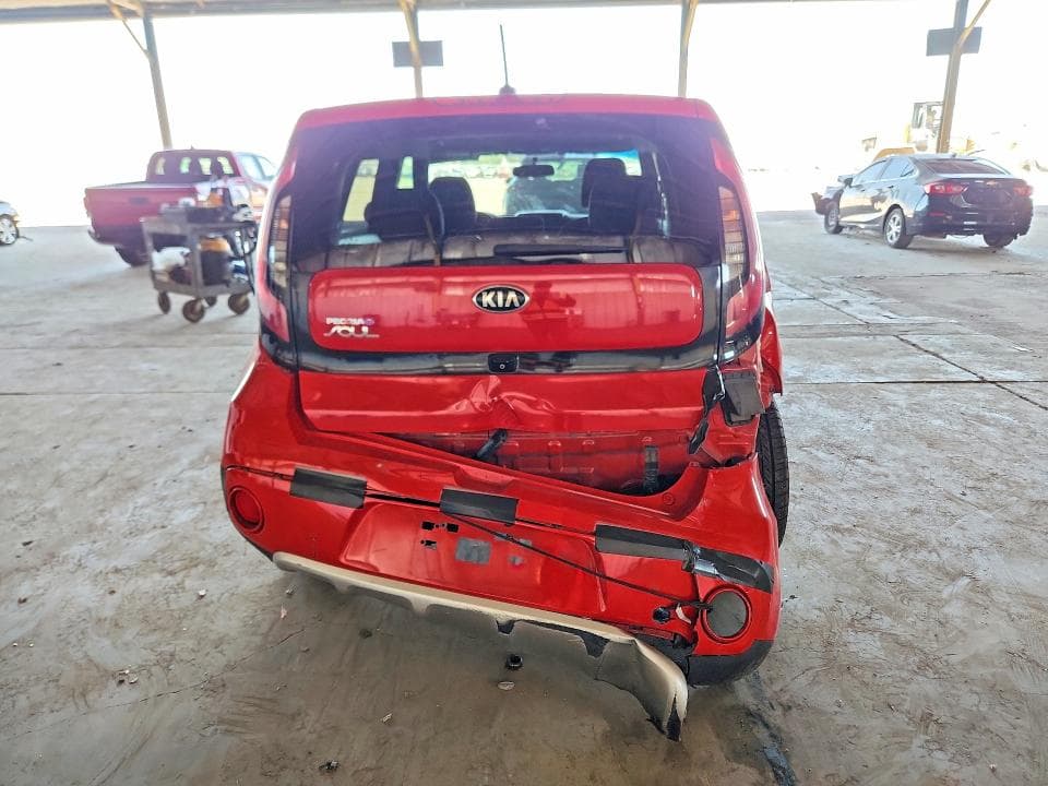 2018 KIA SOUL + 6