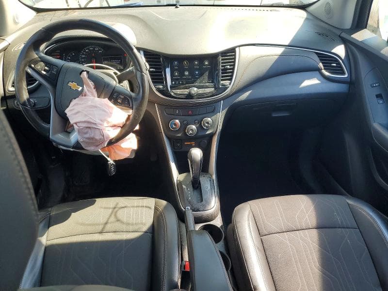 2019 CHEVROLET TRAX 1LT 8