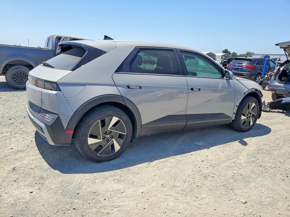 2025 HYUNDAI IONIQ 5 SE 3