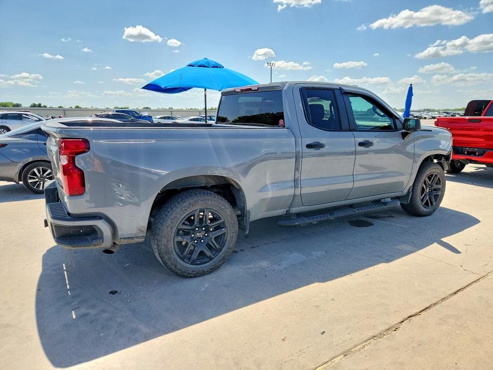 2024 CHEVROLET SILVERADO C1500 CUSTOM 3