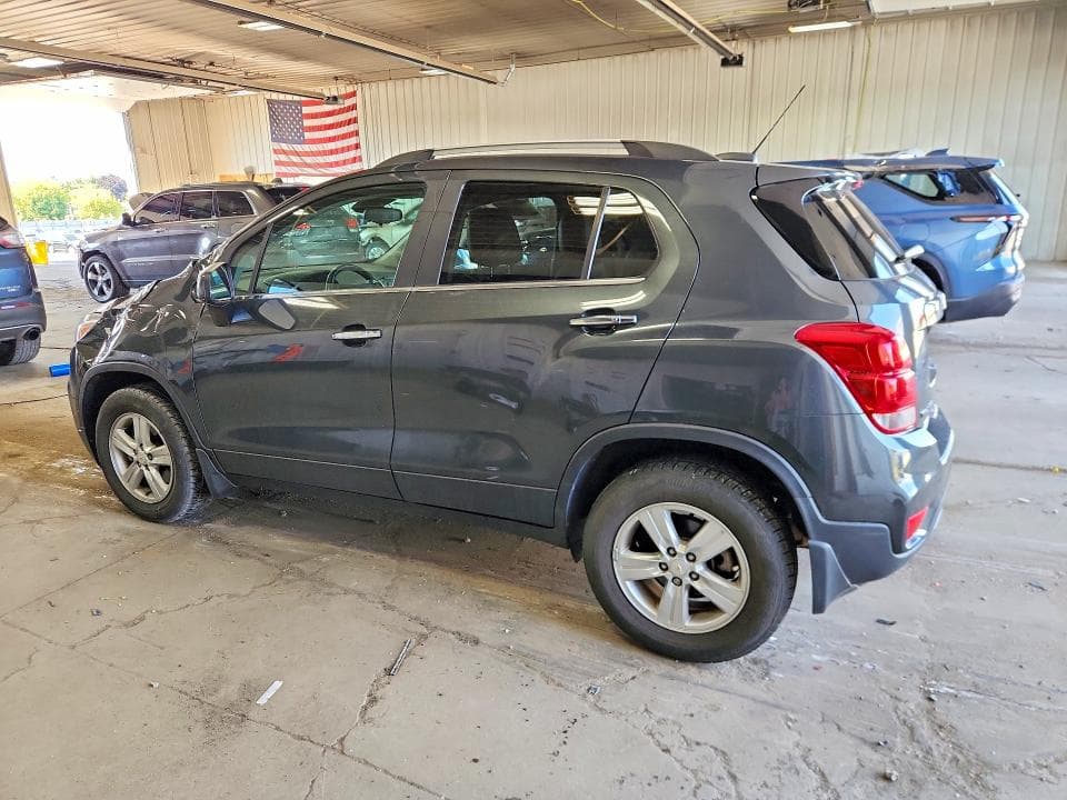 2018 CHEVROLET TRAX 1LT 2