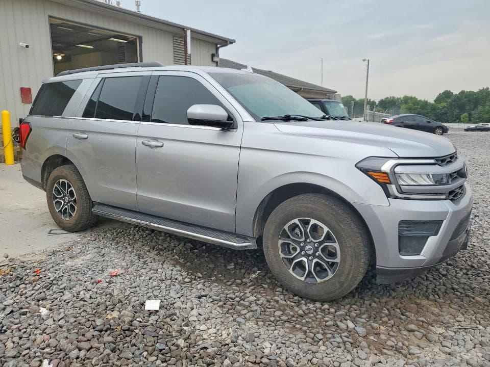 2023 FORD EXPEDITION XLT 4
