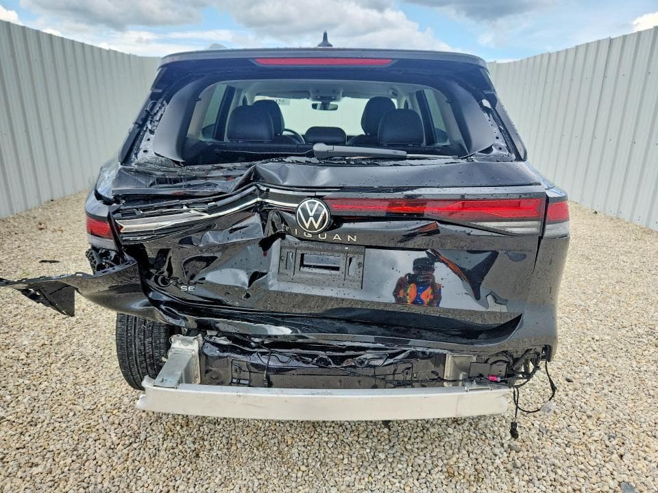 2026 VOLKSWAGEN TIGUAN SE 6