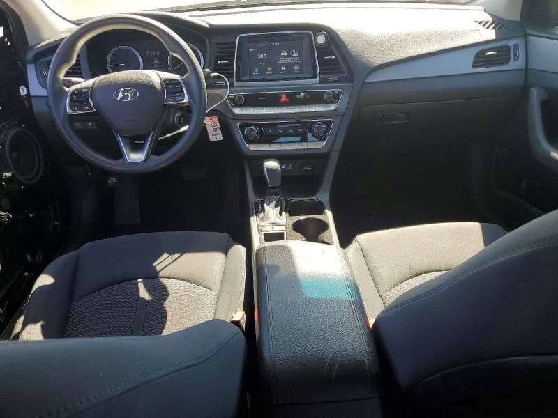 2018 HYUNDAI SONATA SE 8