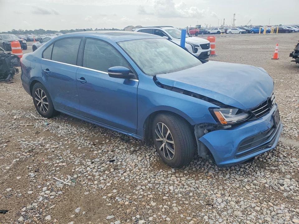 2018 VOLKSWAGEN JETTA SE 4