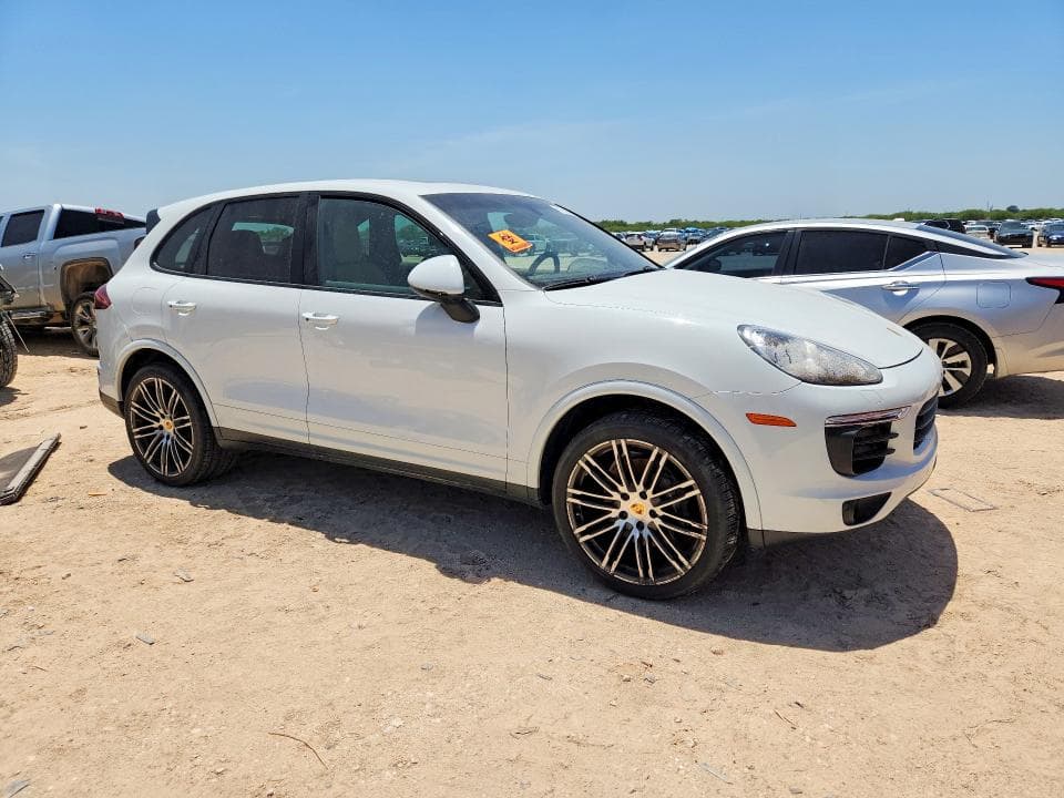 2017 PORSCHE CAYENNE 4