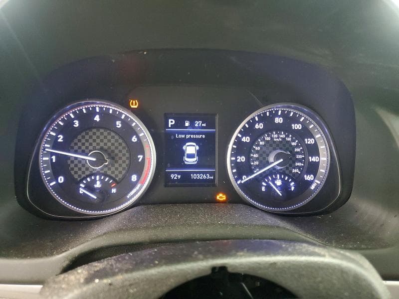 2020 HYUNDAI ELANTRA SE 9