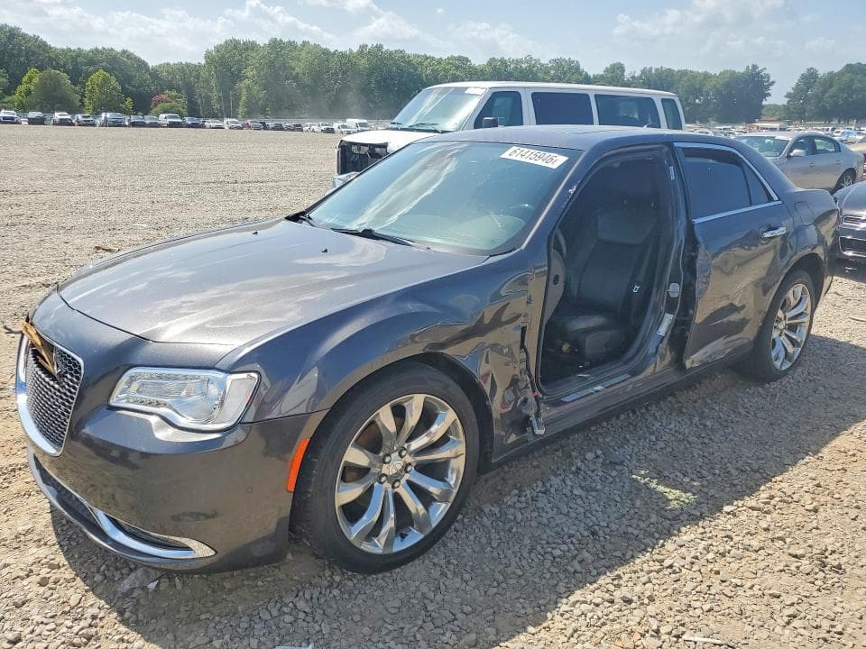 2019 CHRYSLER 300 LIMITED - 1