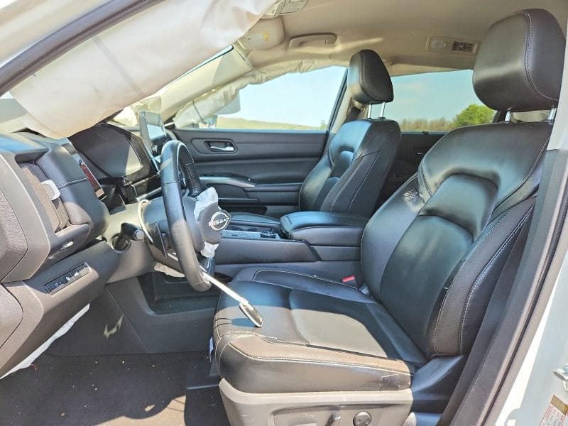 2023 NISSAN PATHFINDER SL 7