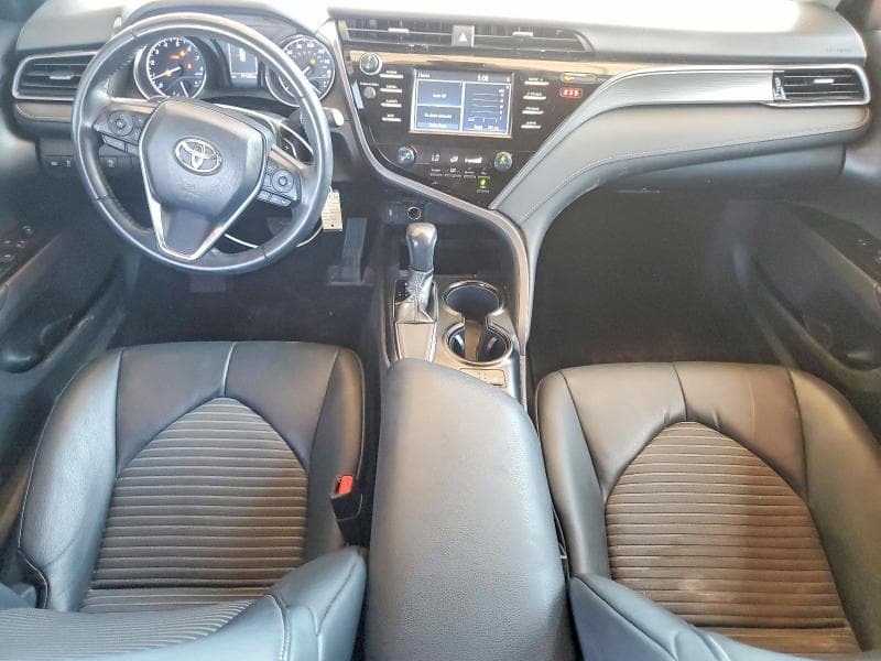2019 TOYOTA CAMRY L 8