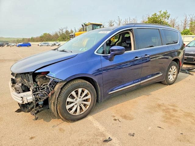 2017 CHRYSLER PACIFICA TOURING L