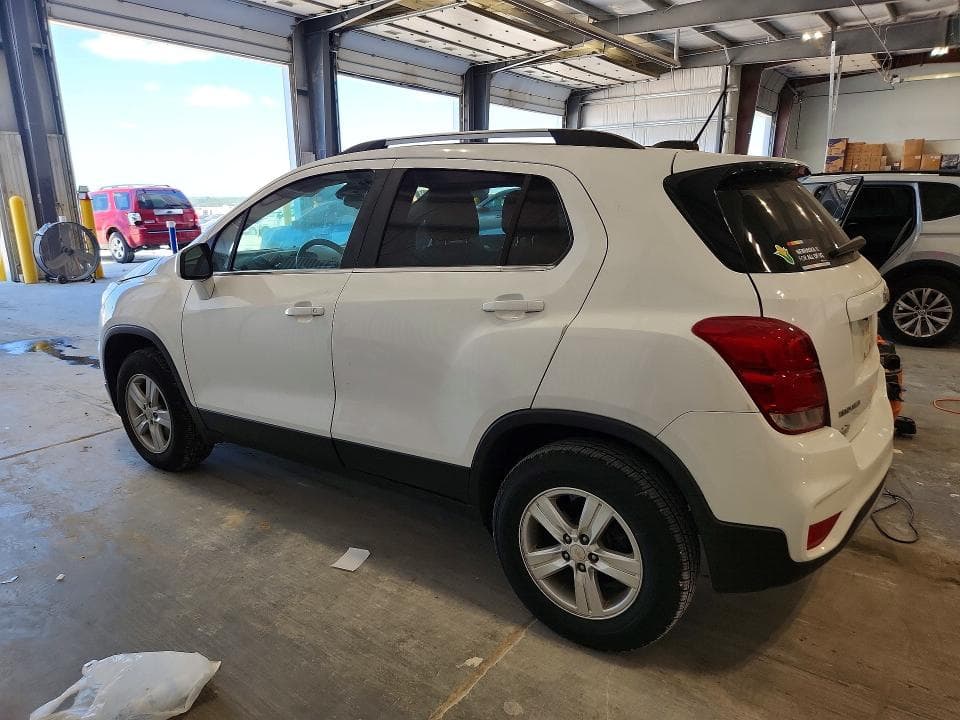 2017 CHEVROLET TRAX 1LT 2