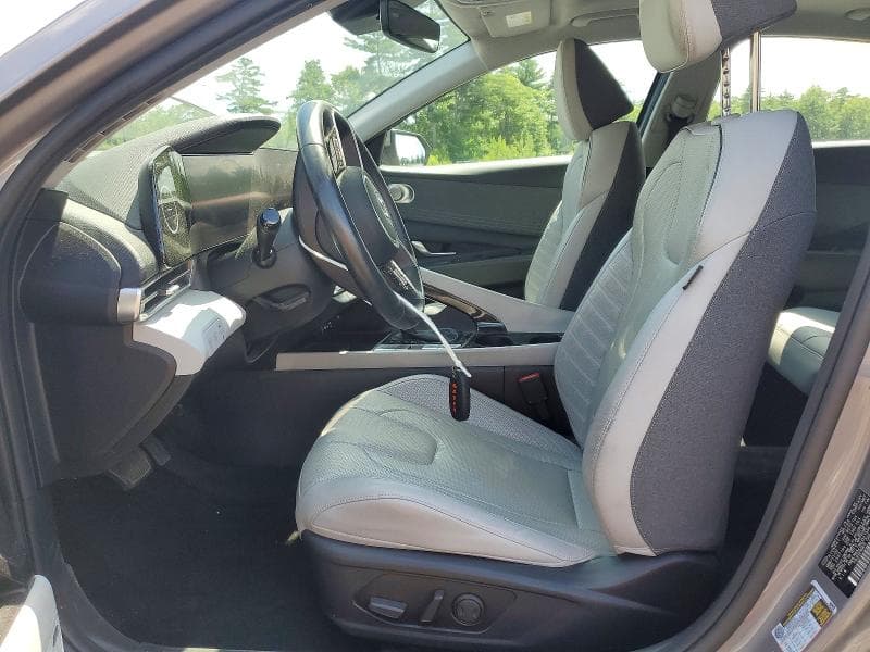 2022 HYUNDAI ELANTRA LIMITED 7