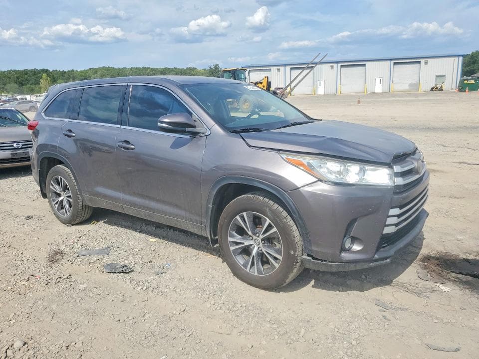 2018 TOYOTA HIGHLANDER LE PLUS 4