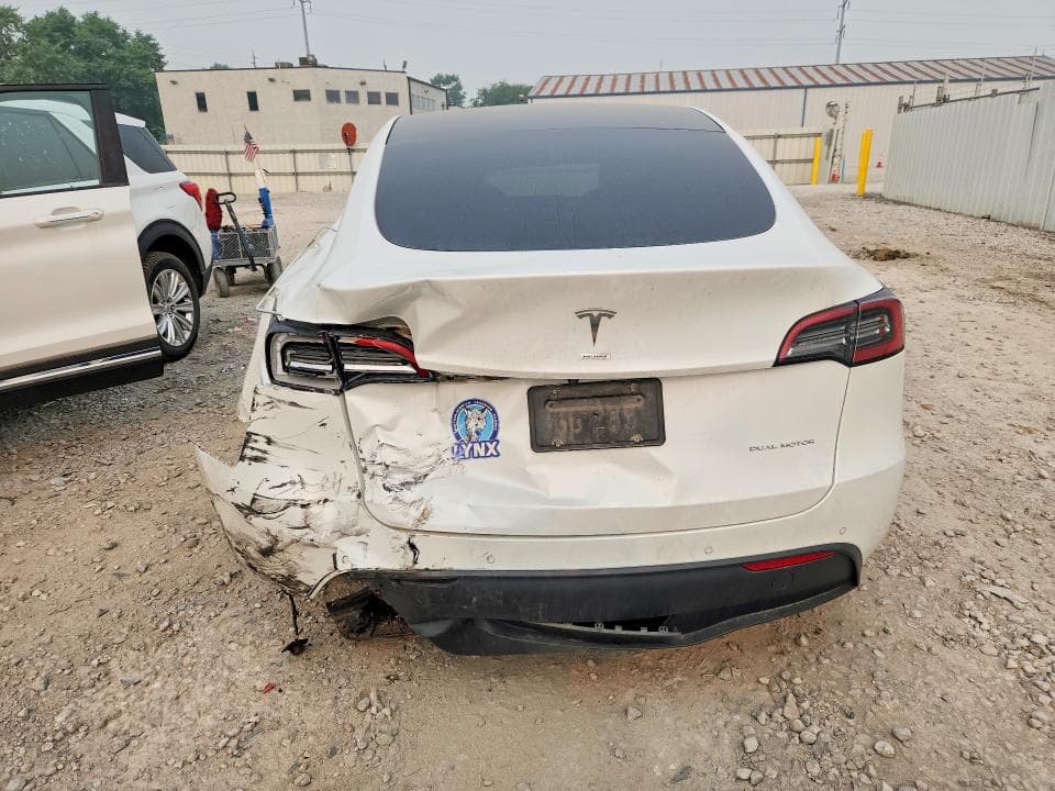 2021 TESLA MODEL Y 6