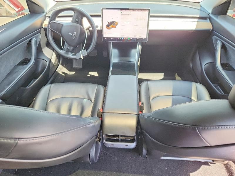 2018 TESLA MODEL 3 8