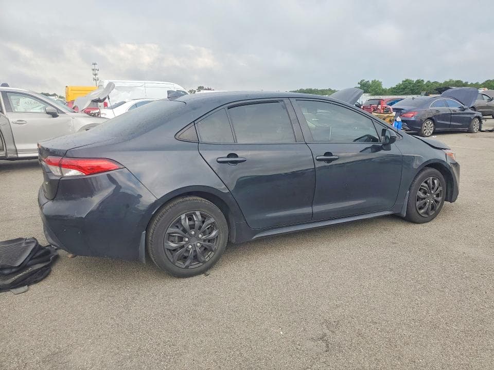 2021 TOYOTA COROLLA LE 3