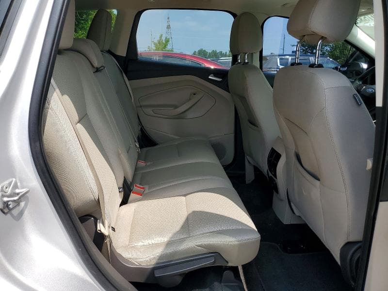 2017 FORD ESCAPE SE 11