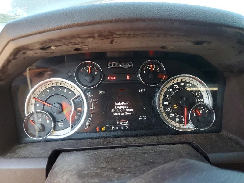 2017 RAM 1500 SLT 9