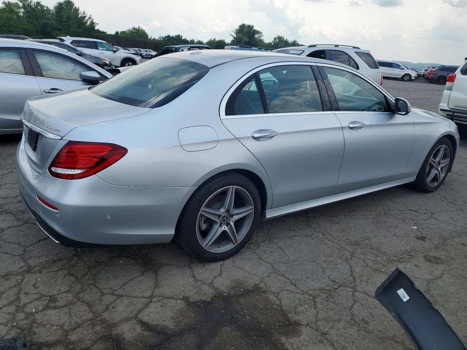 2019 MERCEDES-BENZ E 300 4MATIC 3