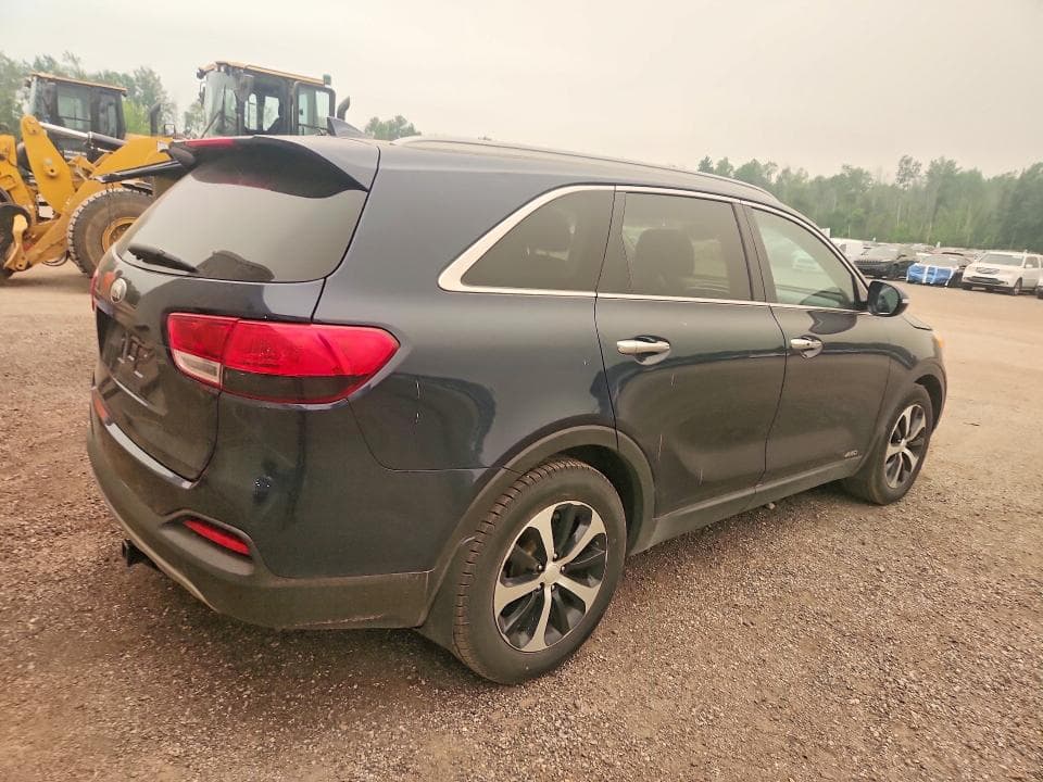 2017 KIA SORENTO EX 3