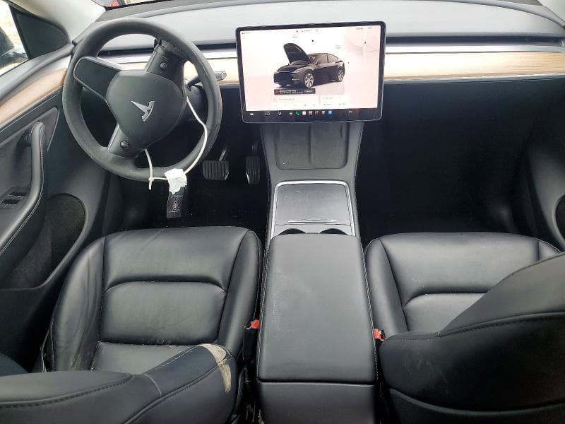 2023 TESLA MODEL Y 8