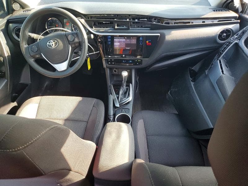 2019 TOYOTA COROLLA LE 8