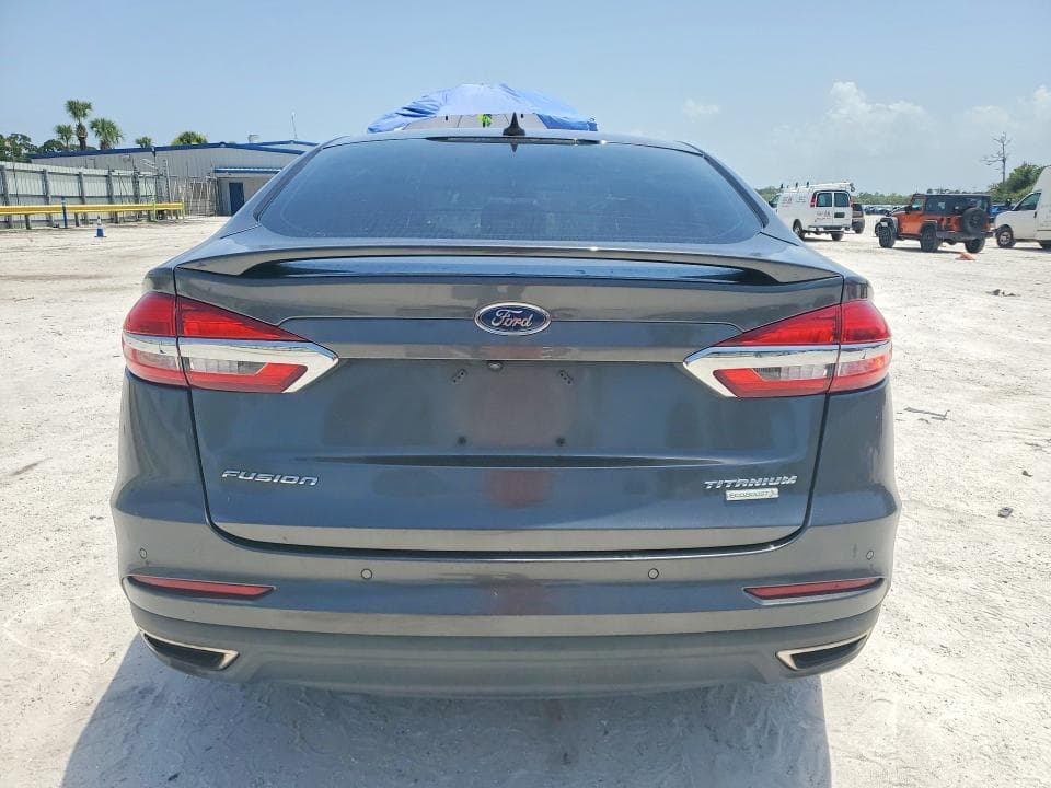 2019 FORD FUSION TITANIUM 6