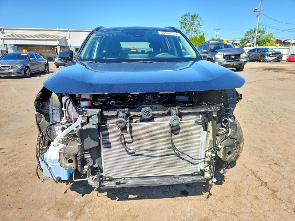 2024 TOYOTA RAV4 HYBRID XLE 5