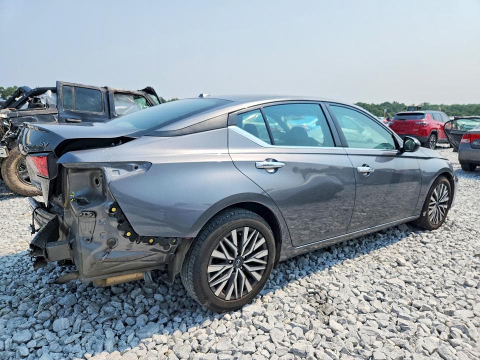 2024 NISSAN ALTIMA SV 3