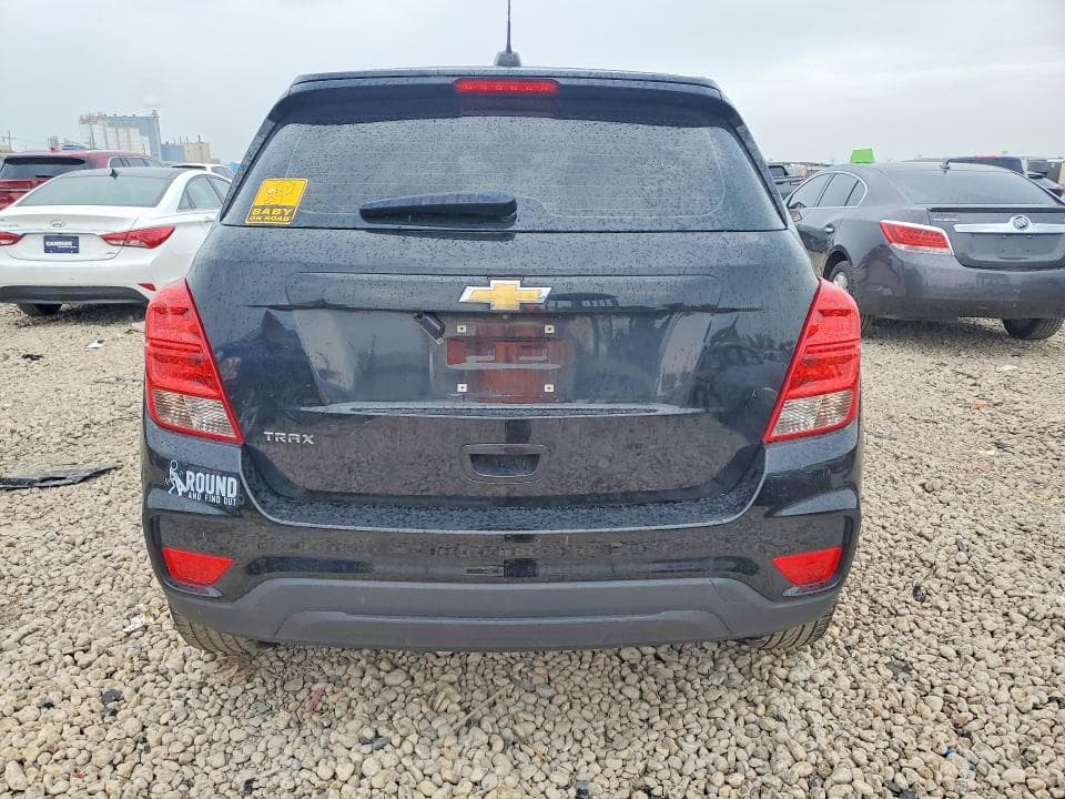 2020 CHEVROLET TRAX LS 6