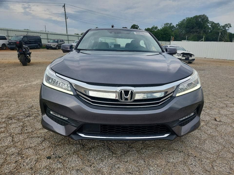 2017 HONDA ACCORD TOURING 5
