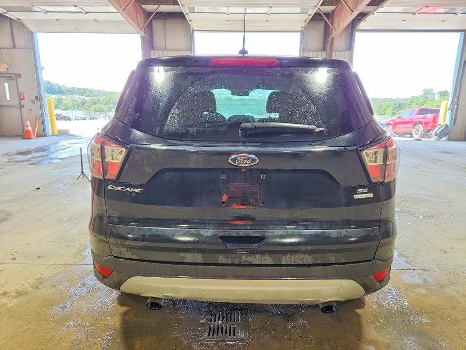 2017 FORD ESCAPE SE 6