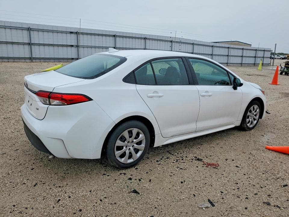 2025 TOYOTA COROLLA LE 3
