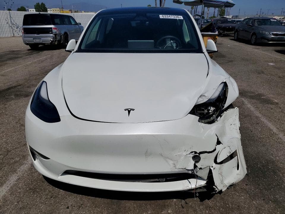 2023 TESLA MODEL Y 5