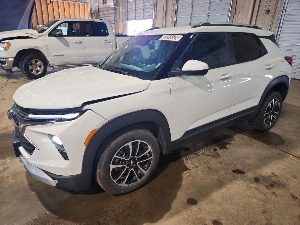 2025 CHEVROLET TRAILBLAZER LT - 1