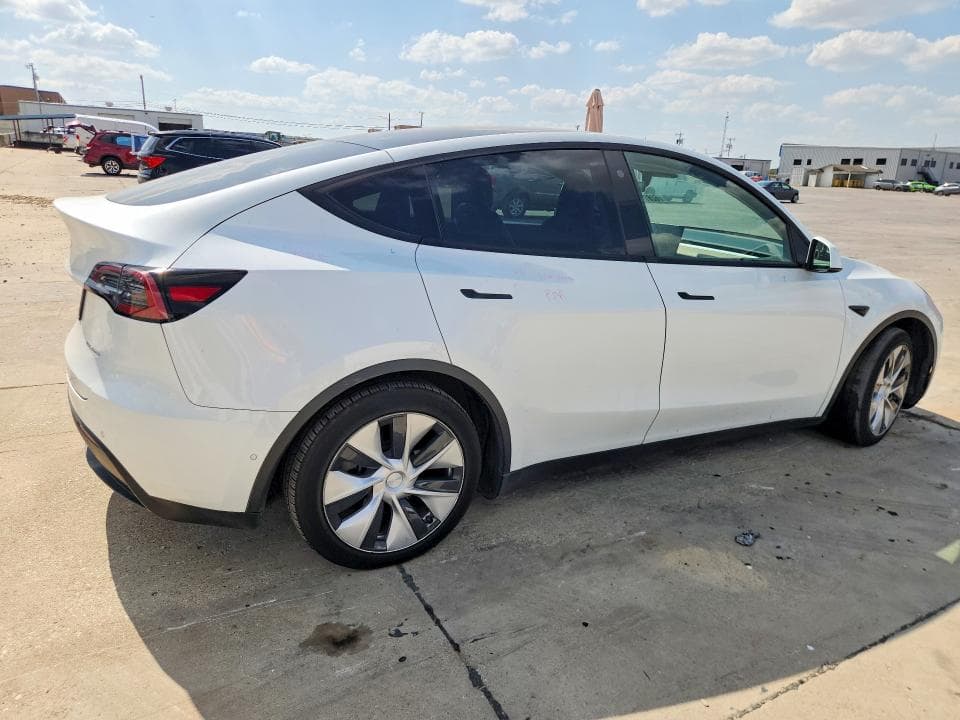 2021 TESLA MODEL Y 3