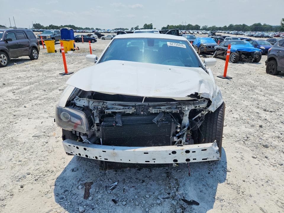2019 CHRYSLER 300 S 5
