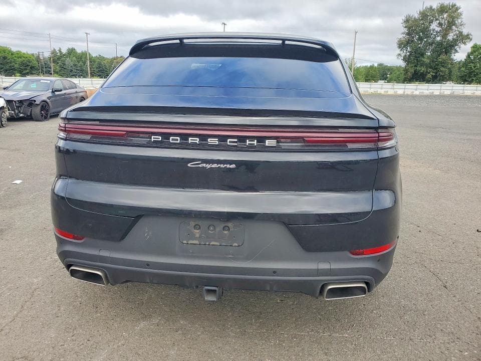 2024 PORSCHE CAYENNE COUPE 6