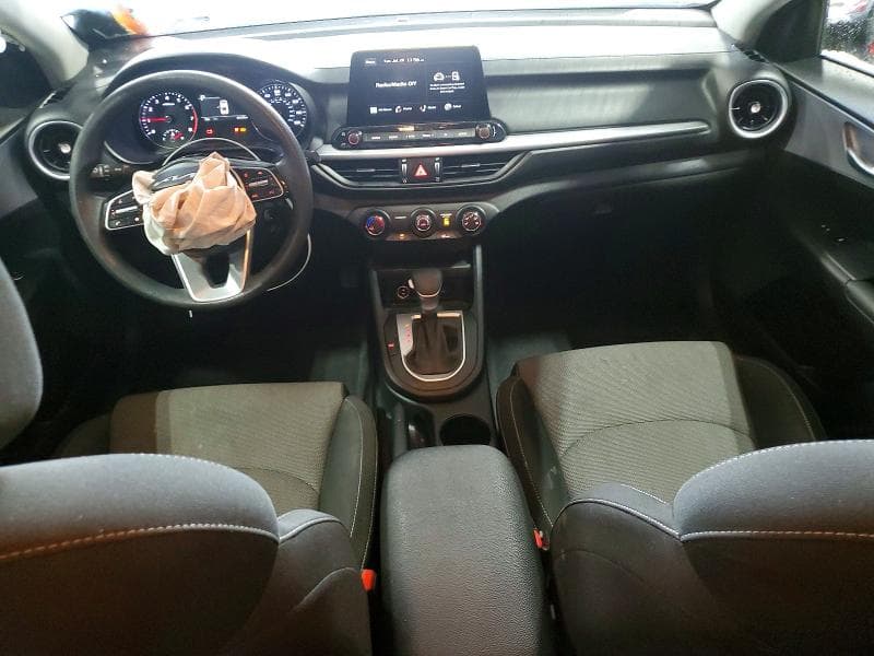 2024 KIA FORTE LXS 8