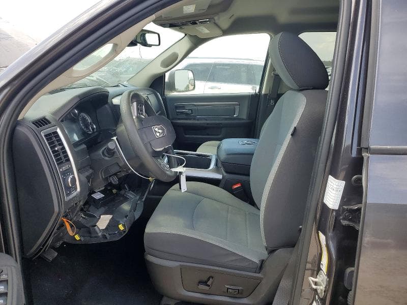 2023 RAM 1500 CLASSIC SLT 7