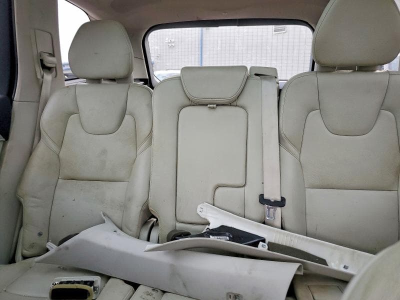2017 VOLVO XC90 T5 10