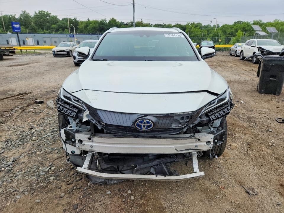 2022 TOYOTA VENZA XLE 5