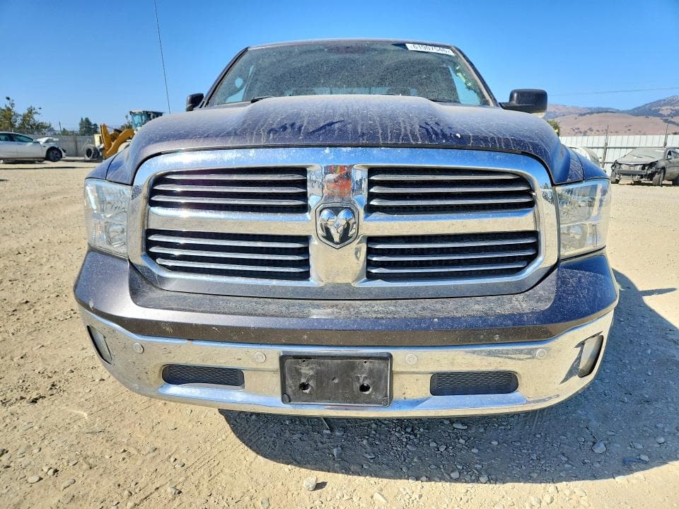 2019 RAM 1500 CLASSIC SLT 5
