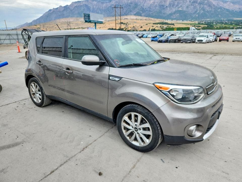 2018 KIA SOUL + 4