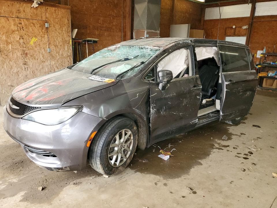 2017 CHRYSLER PACIFICA TOURING - 1