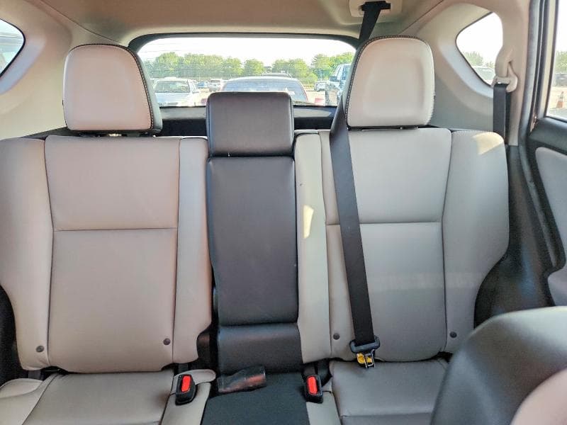 2017 TOYOTA RAV4 LIMITED 10