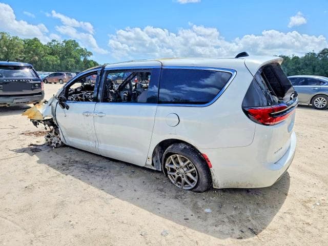 2026 CHRYSLER PACIFICA SELECT 2