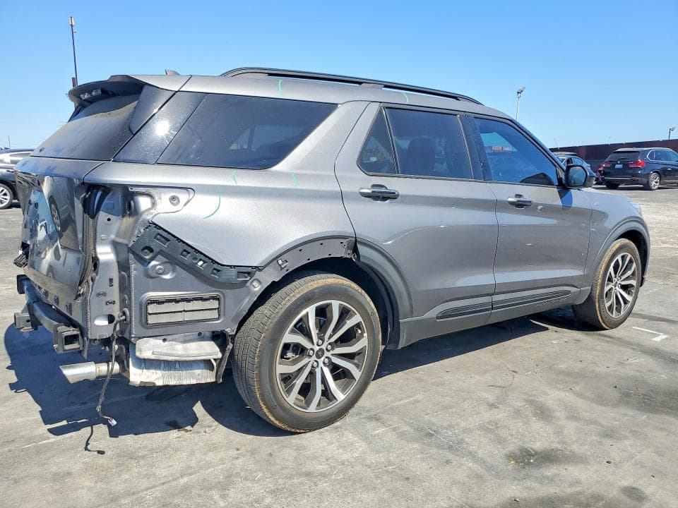 2022 FORD EXPLORER ST-LINE 3