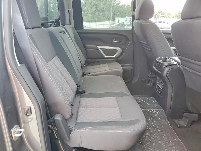 2020 NISSAN TITAN SV 10